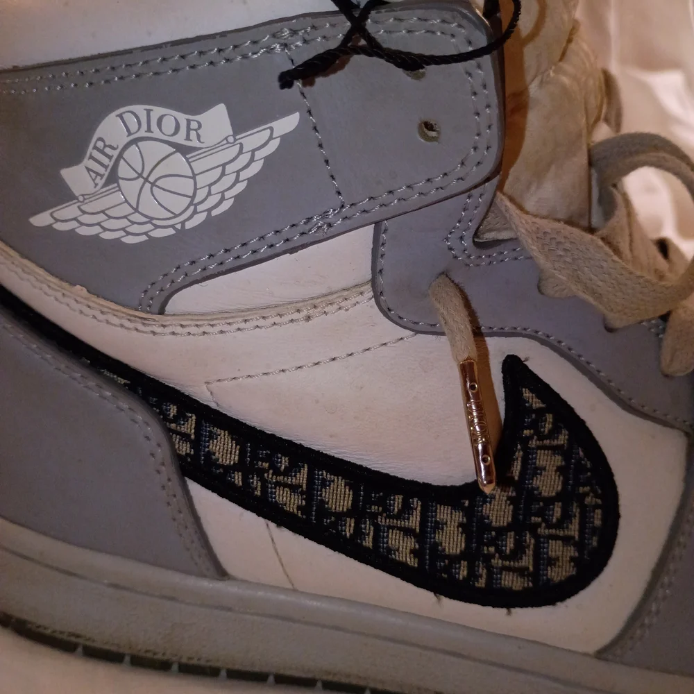 DiorxNike Gray and White High-Top Sneakers - Picture 4 of 8